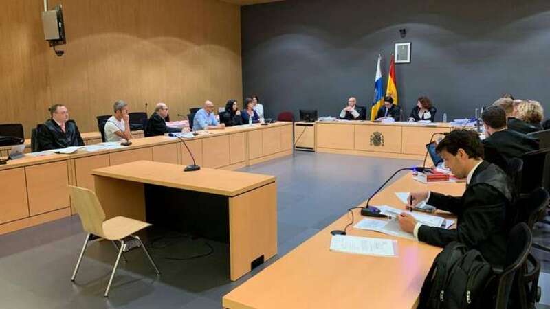 Imagen de la sala durante la primera sesión del juicio celebrado ayer ante la Sección Primera de la Audiencia Provincial de Las Palmas (Foto C7)